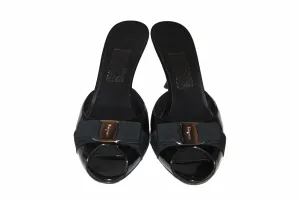 Authentic Salvatore Ferragamo Black Patent Calfskin Leather Riberia Size 9C