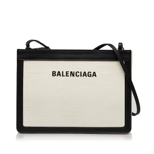 Balenciaga Navy Pochette M Crossbody (SHG-vvllwg)