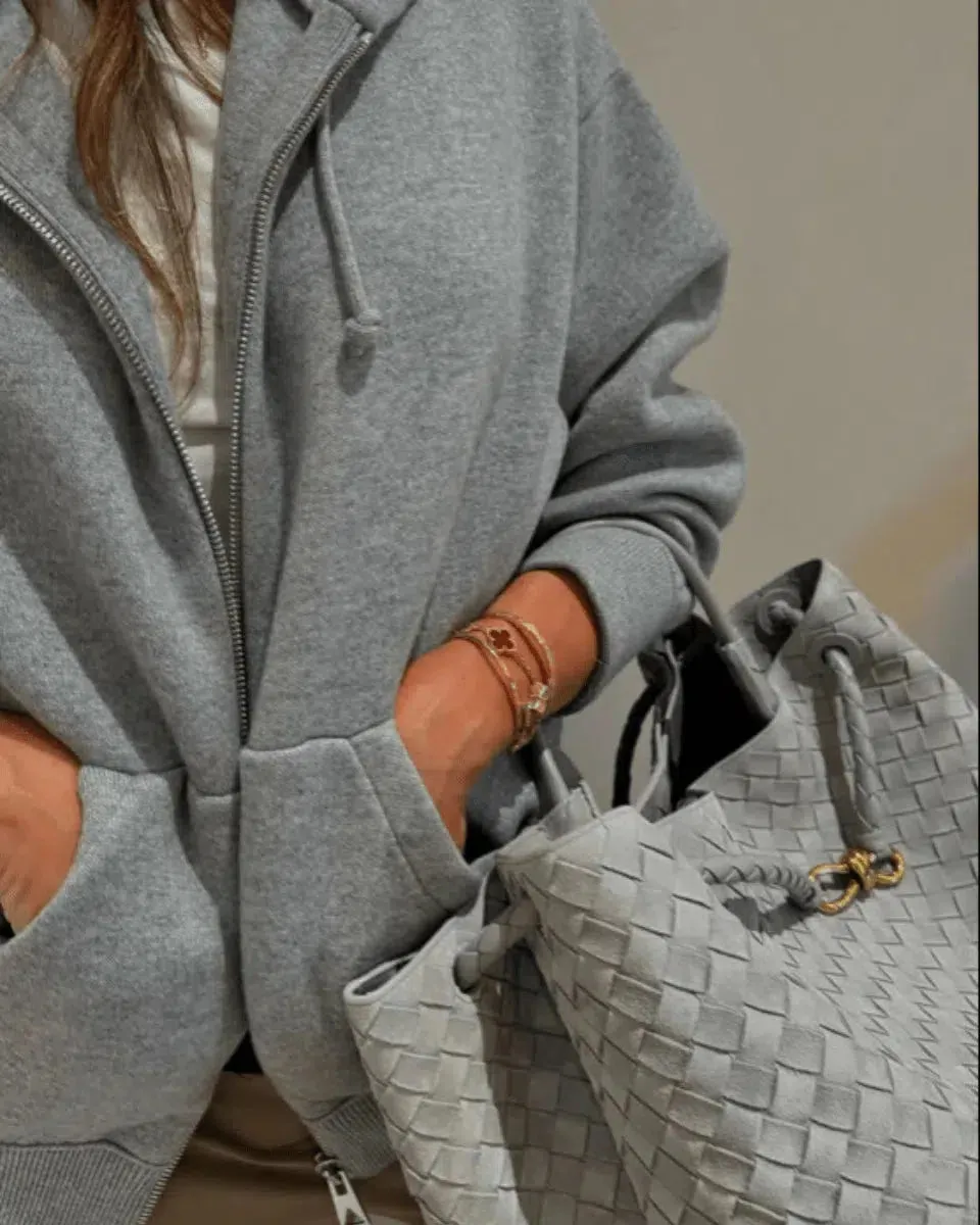 Lucia – Cozy seasonal style – Suede handbag