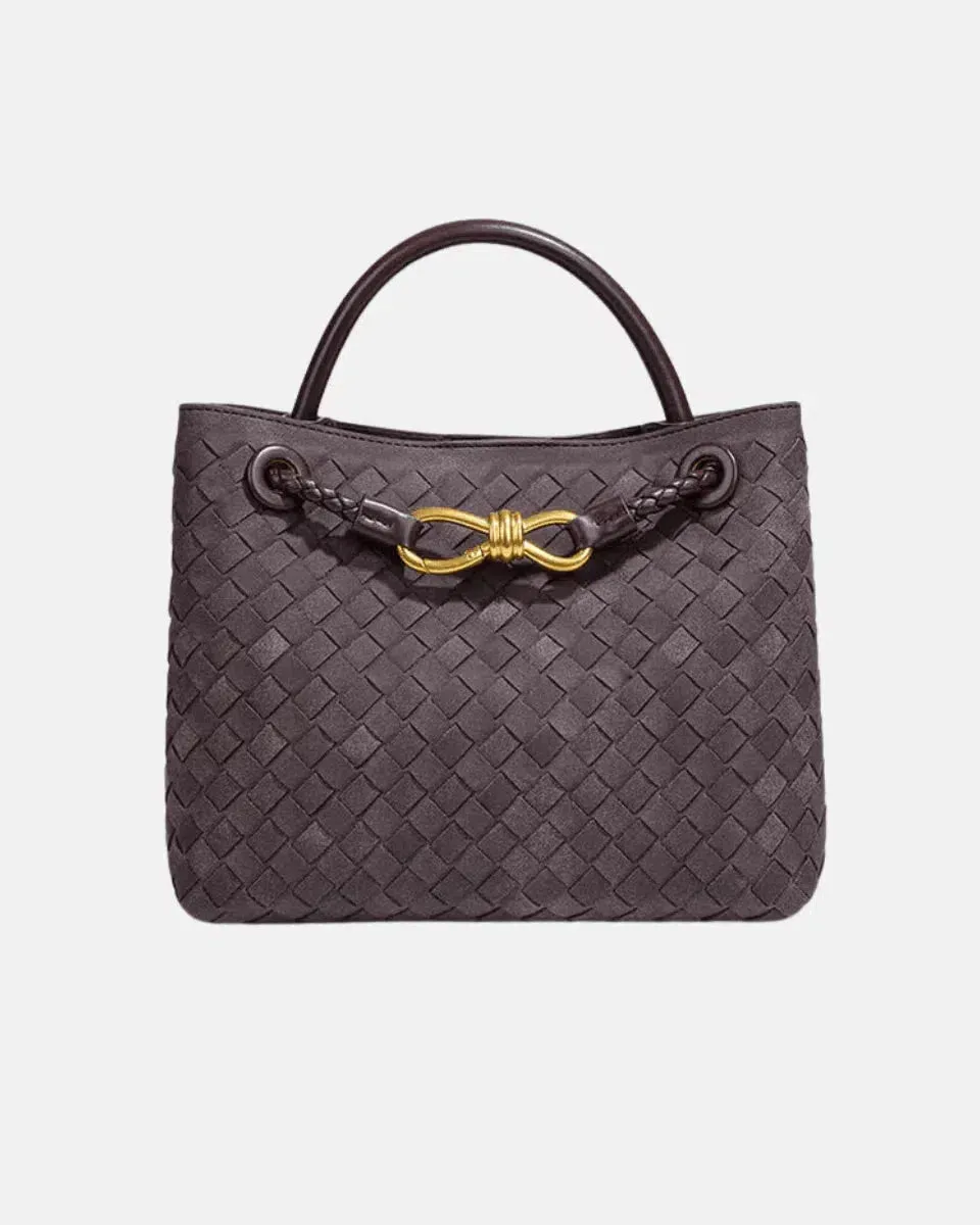 Lucia – Cozy seasonal style – Suede handbag