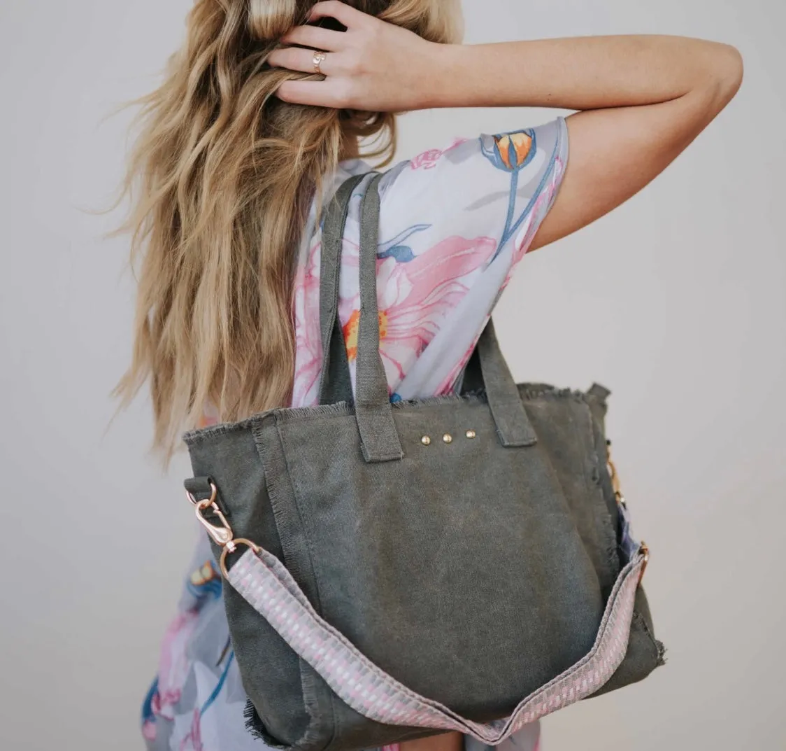 Luna fringe tote
