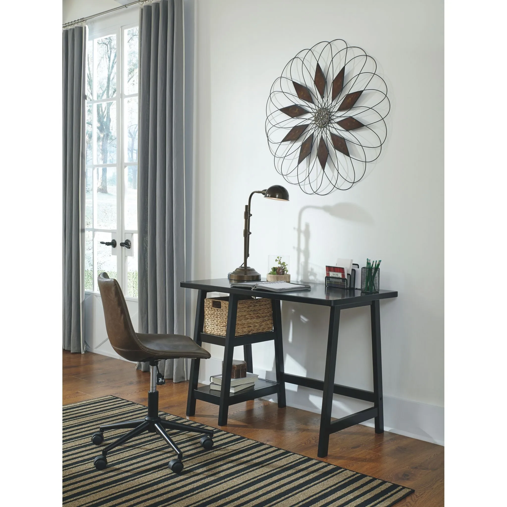 Mirimyn Desk