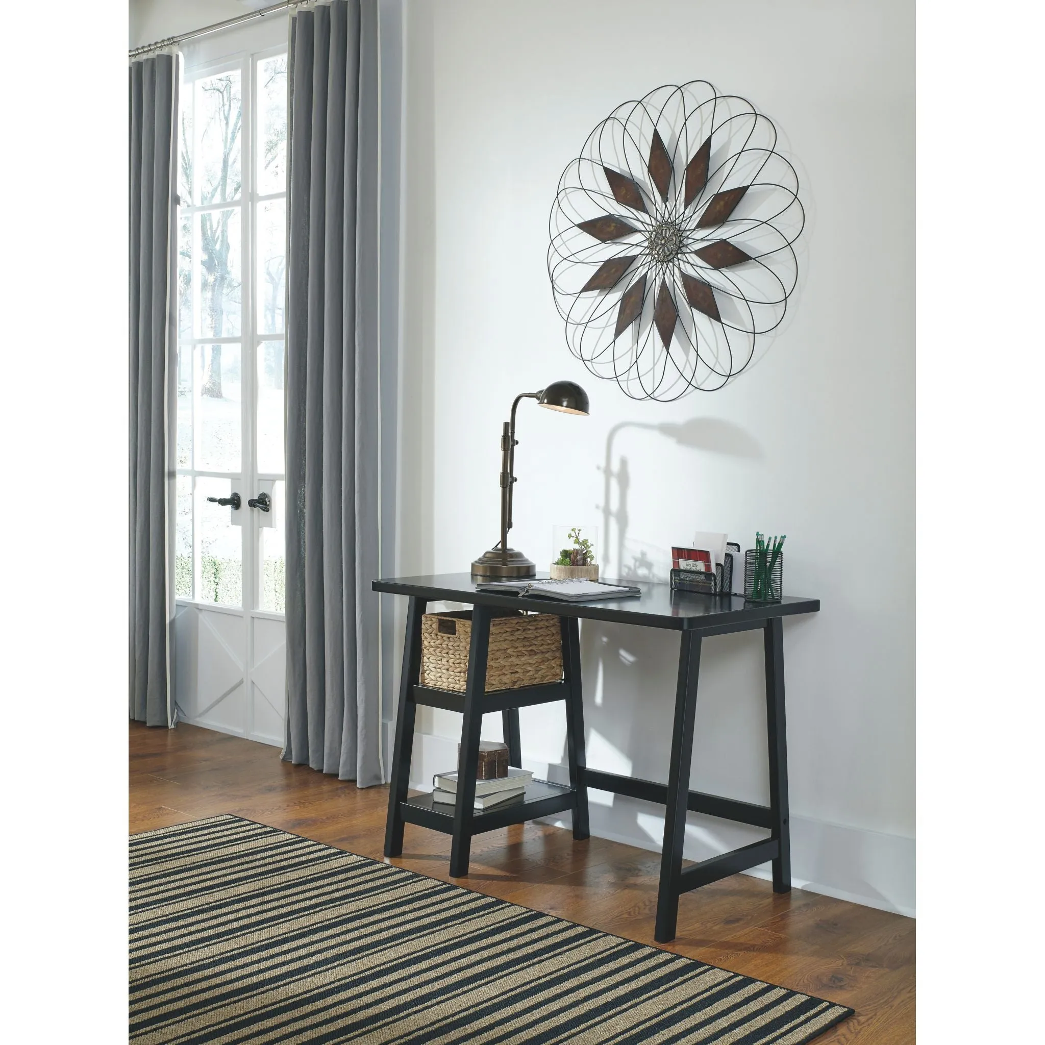 Mirimyn Desk