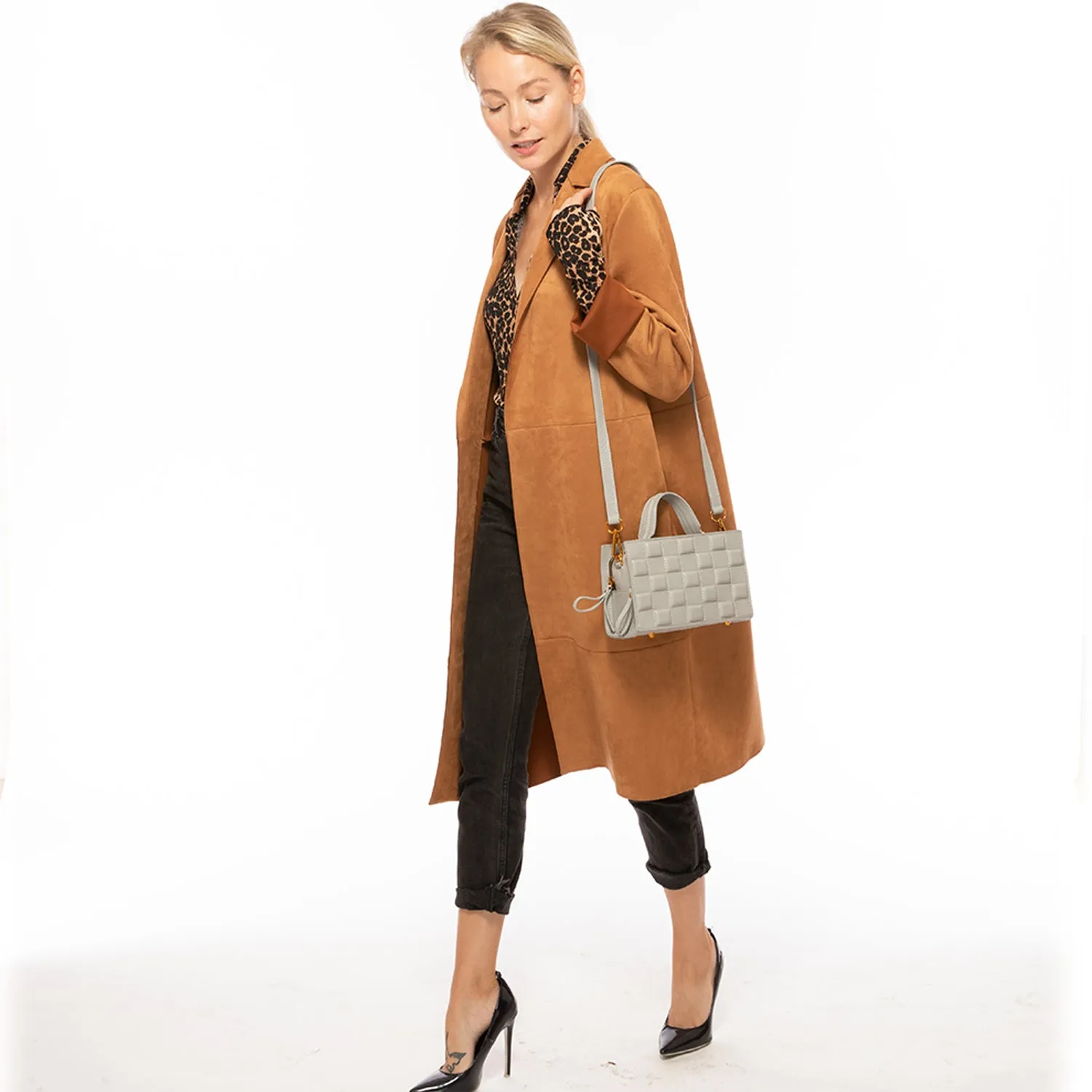 Quilted Gray Leather Purse – Elegant & Versatile Handbag for Every Occasion