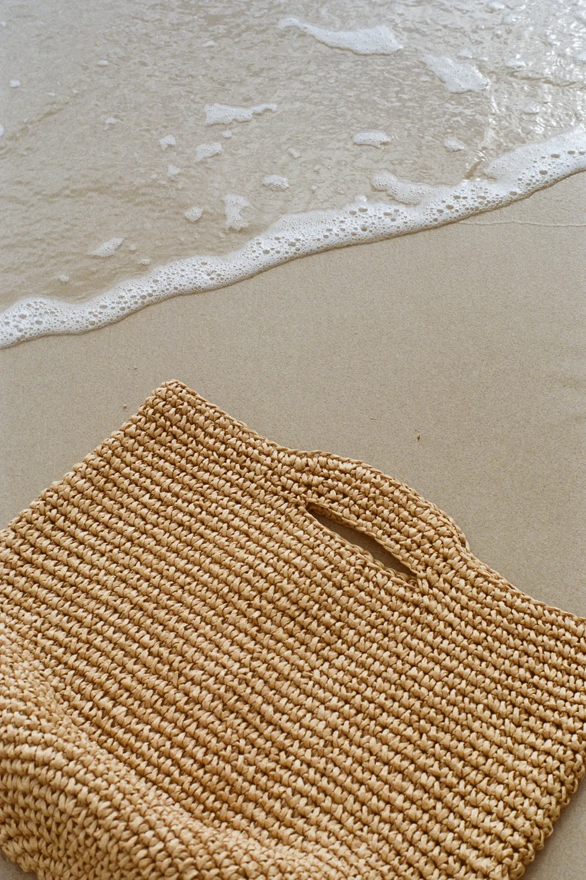 Round Straw Bag - Natural
